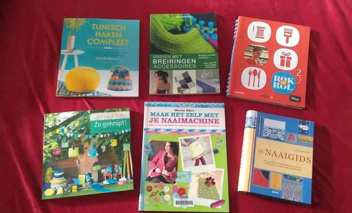 Naaimachine Haken Breien Rok en Rol, Livres, Loisirs & Temps libre, Enlèvement ou Envoi