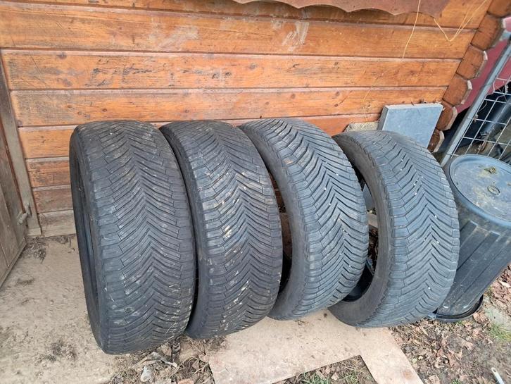 Michelin crossclimate 235/50 19 en 255/45 19 banden, Auto-onderdelen, Banden en Velgen, Band(en), All Season, 19 inch, 235 mm