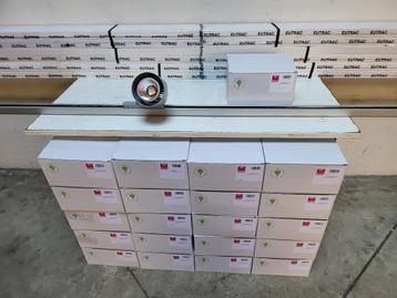 EUTRAC 3 Fase Rail Zilver 18x3 M+LUNOO Spot Sirocco grey Led beschikbaar voor biedingen