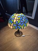 Tiffanylamp op voet., Antiek en Kunst, Ophalen