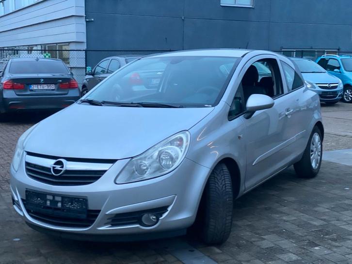 Opel corsa met keuring verkoop en garantie, Auto's, Opel, Bedrijf, Te koop, Corsa, ABS, Benzine, Euro 4, 2 deurs, Handgeschakeld