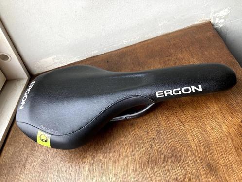 Selle Ergon sme-3 Pro Carbon taille M/L, Fietsen en Brommers, Fietsonderdelen, Zo goed als nieuw, Mountainbike, Zadel, Ophalen of Verzenden