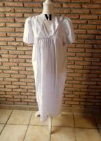 (5)- robe de nuit femme t.M lilas - damart -, Vêtements | Femmes, Pyjamas, Damart, Enlèvement ou Envoi, Comme neuf, Taille 38/40 (M)