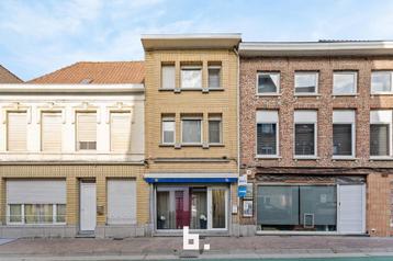 Woning met handelsruimte  beschikbaar voor biedingen