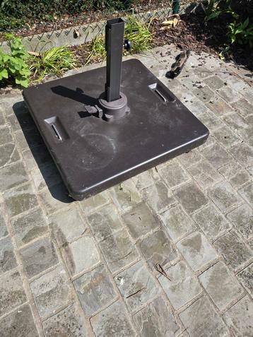 Exterioo pedito parasolvoet beton bruin 120 kg op wielen, Enlèvement, Comme neuf, Base de parasol