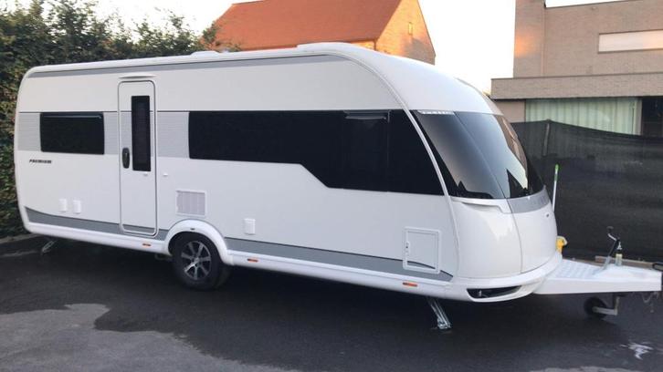 hobby premium 560CFE, Caravans en Kamperen, Caravans, Bedrijf, tot en met 4, 1500 - 2000 kg, Rondzit, Hobby, Frans bed, Omvormbare zithoek