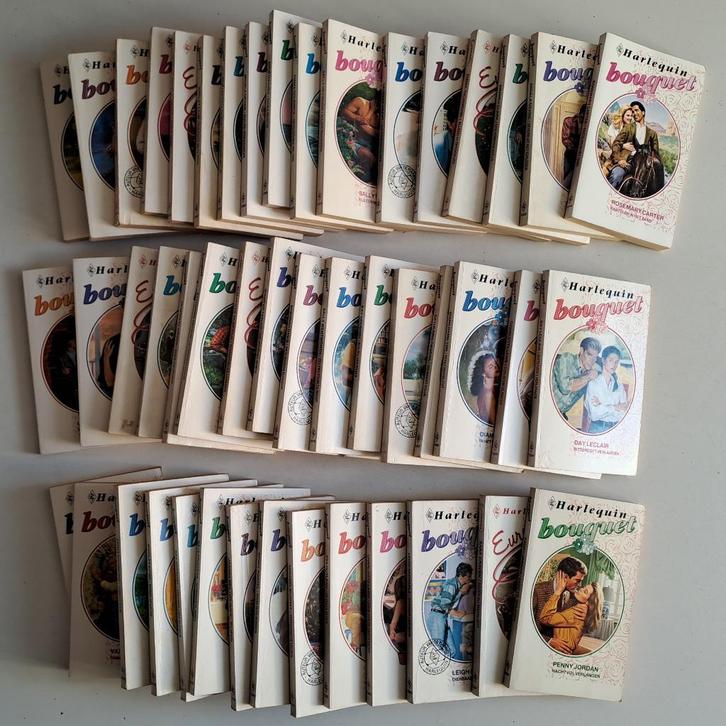 Pockets Harlequin Bouquet reeks, Boeken, Romans, Gelezen, Ophalen of Verzenden