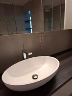 Recent gerenoveerde badkamer, Ophalen, Zo goed als nieuw