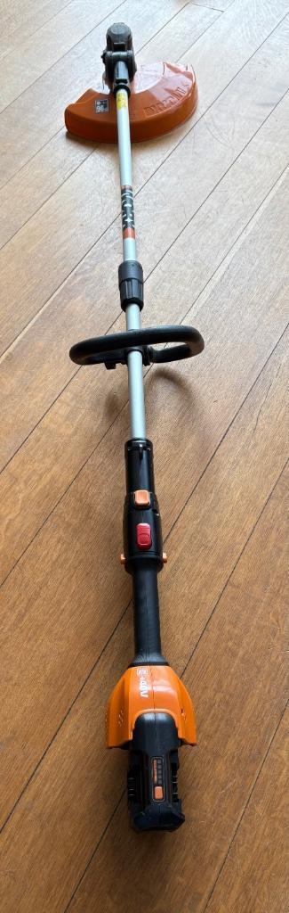 Coupe bordure WORX  beschikbaar voor biedingen