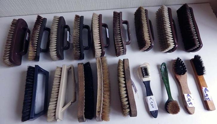 Vintage Schoenpoetsborstels: €.0,50/stuk, Huis en Inrichting, Schoonmaakartikelen, Ophalen