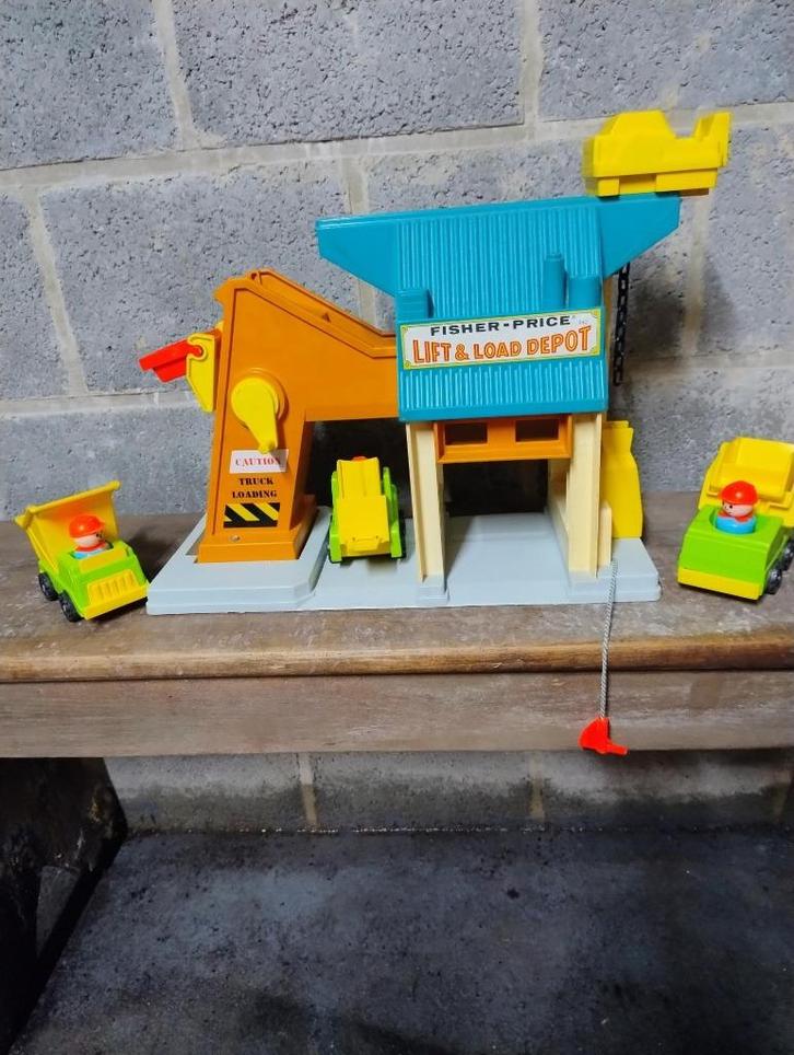 Fisher Price Vintage haven Lift & Load met auto's en popjes, Kinderen en Baby's, Speelgoed | Fisher-Price, Gebruikt, Met geluid