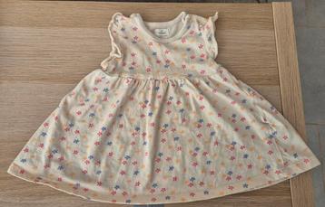 Beige jurk met kleine kleurrijke bloemen 100% katoen maat 62 beschikbaar voor biedingen