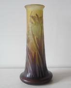 Antieke cameo glazen art nouveau iris vaas Emile Gallé, Antiek en Kunst, Verzenden