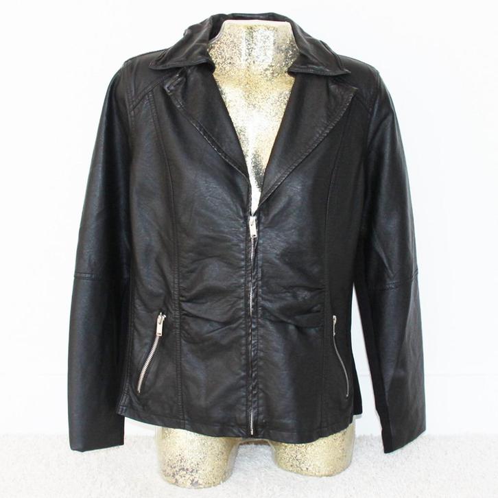 Mooie Zwarte MS Leatherlook Jas (M) € 25,-, Kleding | Dames, Jassen | Zomer, Zo goed als nieuw, Maat 46/48 (XL) of groter, Zwart