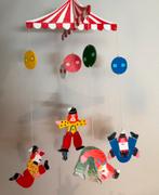 Retro mobile met clowntjes en poppetje, Enlèvement, Comme neuf