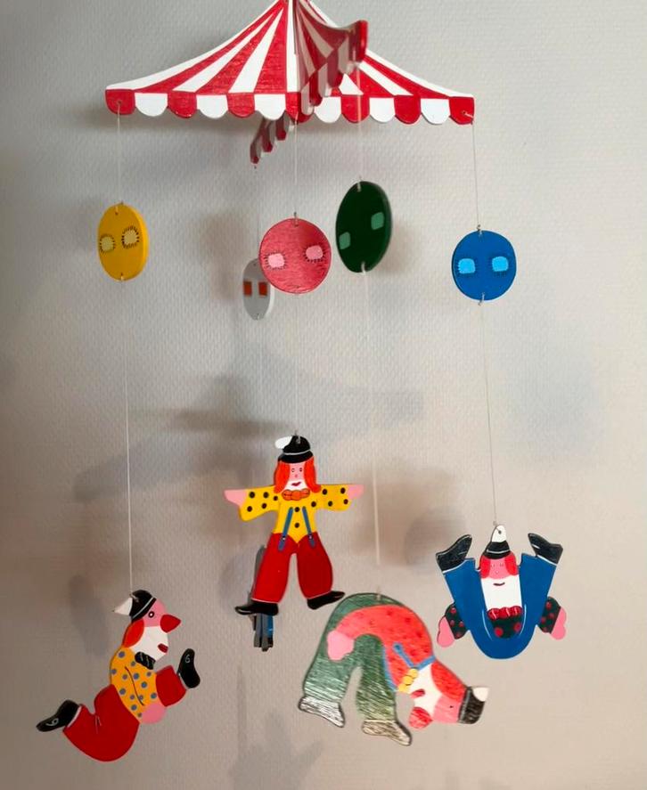 Retro mobile met clowntjes en poppetje, Verzamelen, Speelgoed, Zo goed als nieuw, Ophalen