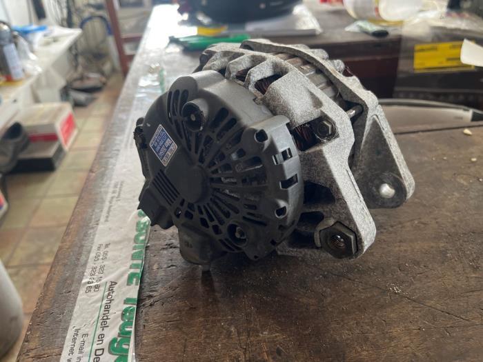 Dynamo van een Hyundai I30, Auto-onderdelen, Motor en Toebehoren, Hyundai, Gebruikt, 3 maanden garantie