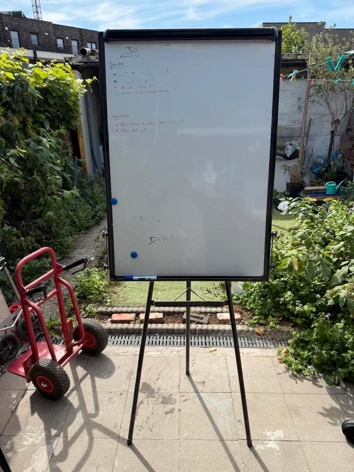 whiteboard met statief, Audio, Tv en Foto, Projectieschermen, Zo goed als nieuw, Ophalen