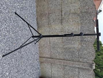 Stevig Statief 318cm beschikbaar voor biedingen