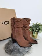 Nouvelles bottes UGG taille 37 (taille petit !) - cuir, Vêtements | Femmes, Chaussures, Neuf, Enlèvement ou Envoi, Brun, Bottes hautes