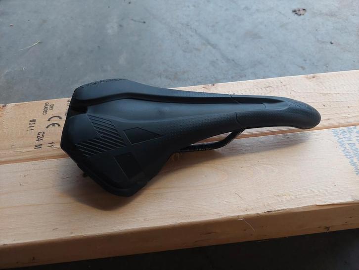 Selle Italia zadel X-LR TM Air Cross, Vélos & Vélomoteurs, Vélos Pièces, Comme neuf, VTT, Enlèvement ou Envoi