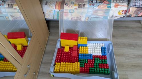 Bouwblokken + box (66 blokken), Kinderen en Baby's, Speelgoed | Duplo en Lego, Gebruikt, Complete set, Ophalen