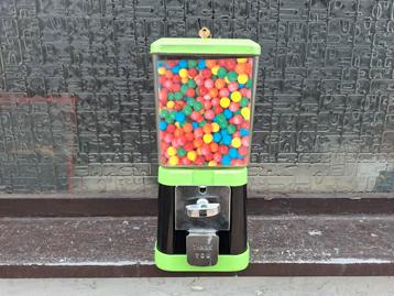 Monster energy kauwgom automaat

 beschikbaar voor biedingen