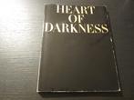 Heart of darkness  -Joseph Conrad- A project by Fiona Banner, Livres, Art & Culture | Arts plastiques, Envoi