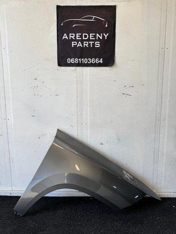 Seat Ateca 575 Scherm Spatbord Rechts Voor LX7R 575821106A beschikbaar voor biedingen