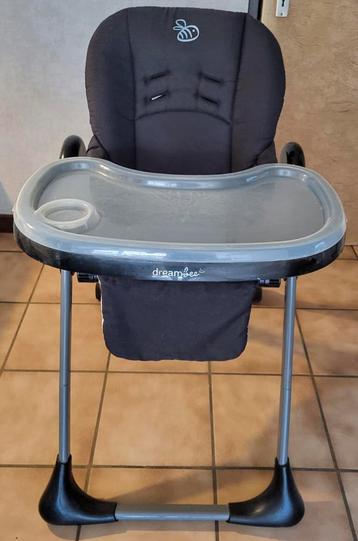 Kinderstoel beschikbaar voor biedingen