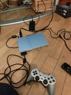 1 grijze PlayStation 2 Slim-console + 2 controllers, Games en Spelcomputers, Ophalen, Zo goed als nieuw, Slim