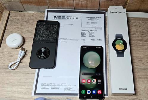 Samsung Galaxy Z Flip 5 5g, met garantie, smartwatch 5 etc., Telecommunicatie, Mobiele telefoons | Samsung, Zo goed als nieuw