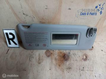 Renault Twingo II Zonneklep Rechts 7700849118 2008 t/m 2014 beschikbaar voor biedingen