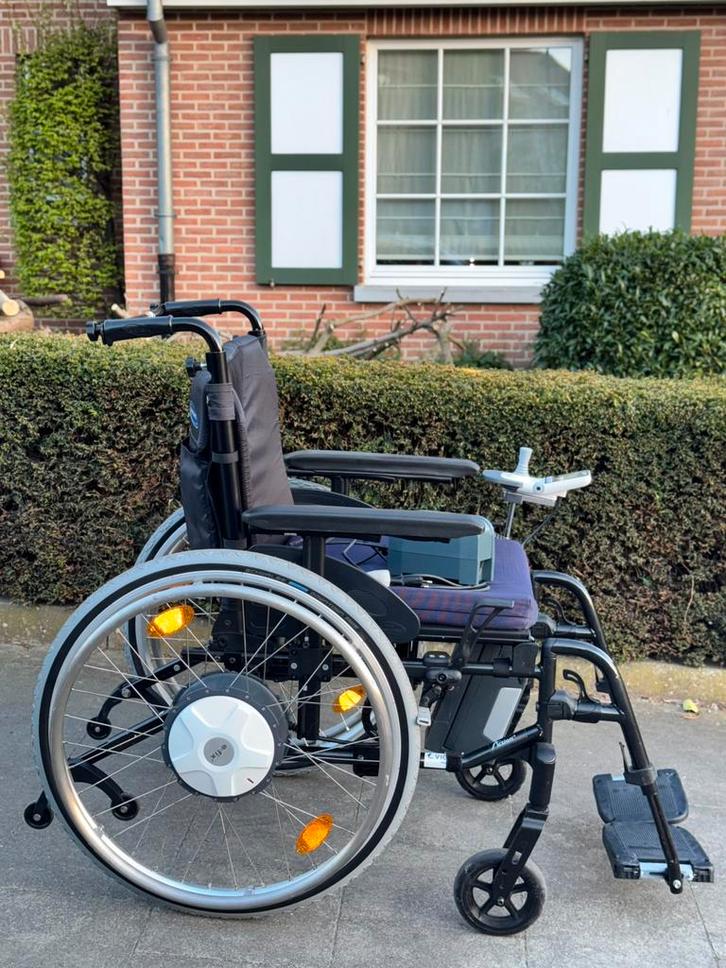 Elektrische rolstoel Invacare met Alber e-fix Licht,krachtig, Diversen, Rolstoelen, Zo goed als nieuw, Elektrische rolstoel, Ophalen of Verzenden
