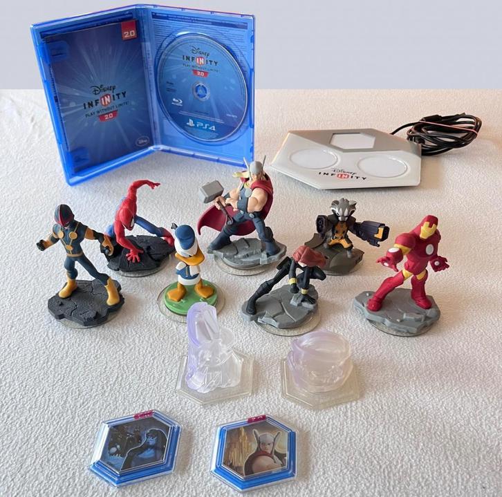 Disney Infinity 2.0 pour Sony PS4 + Portail + 11 Figurines, Consoles de jeu & Jeux vidéo, Jeux | Sony PlayStation 4, Utilisé, Jeu de rôle (Role Playing Game)