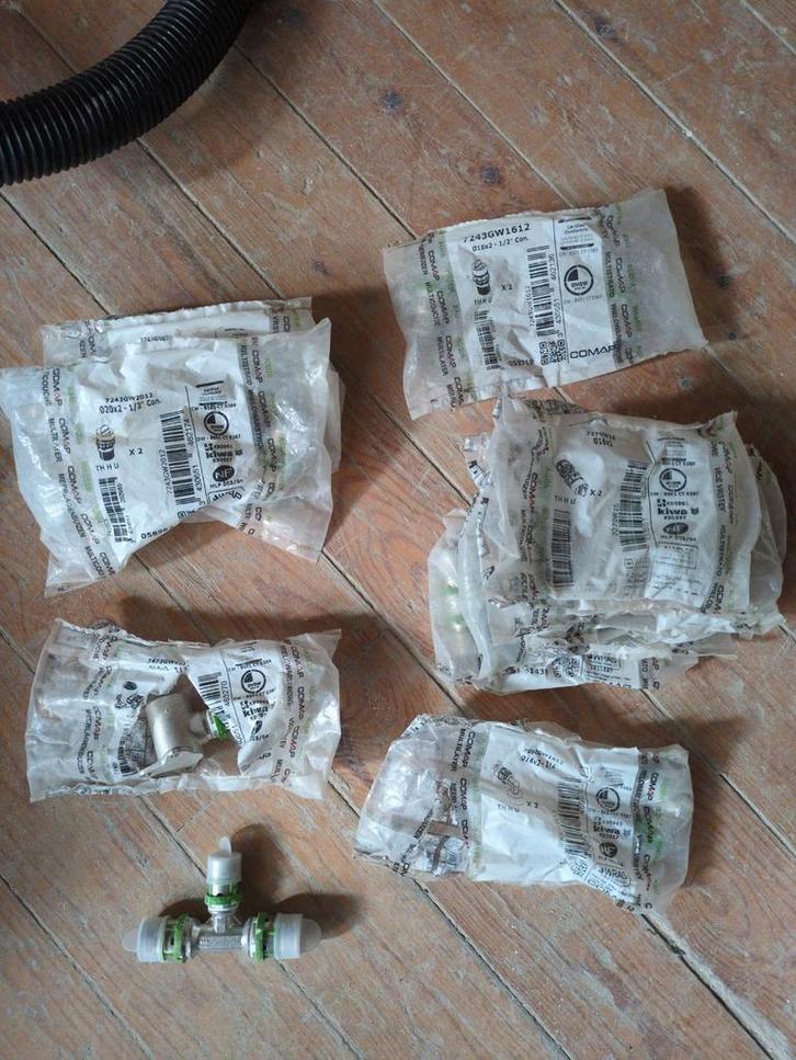 Raccords COMAP à sertir lot 23 pieces, Bricolage & Construction, Sanitaire, Comme neuf, Enlèvement