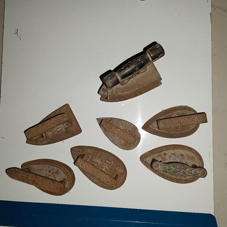 strijkijzer, Antiek en Kunst, Antiek | Keukengerei, Ophalen of Verzenden