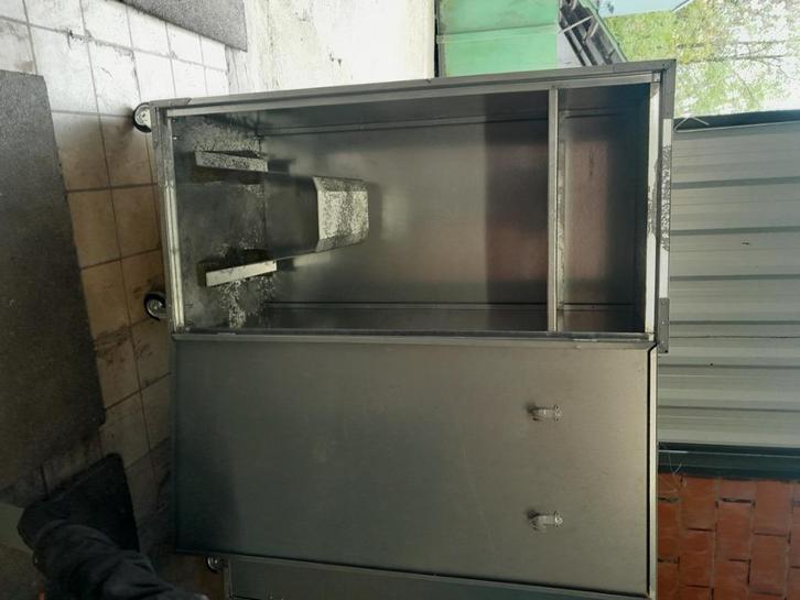 Zadelkast, Dieren en Toebehoren, Paarden en Pony's | Zadels, Zo goed als nieuw, Overige soorten, Ophalen