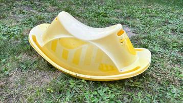 Hobbeldier plastic beschikbaar voor biedingen