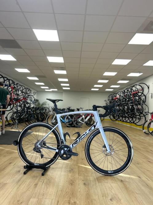 Ridley Noah Fast Di2 Carbon Racefiets, Sport en Fitness, Wielrennen, Zo goed als nieuw, Ophalen of Verzenden