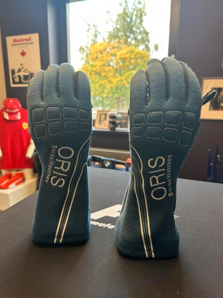 Originele handschoenen gedragen door Nico Rosberg BMW, Verzamelen, Automerken, Motoren en Formule 1, Zo goed als nieuw, Ophalen of Verzenden