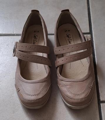 Beige schoenen