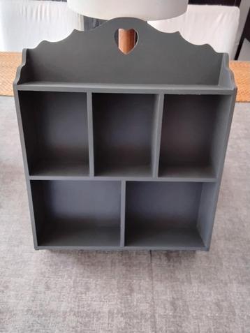 Zelfgemaakt frame  beschikbaar voor biedingen