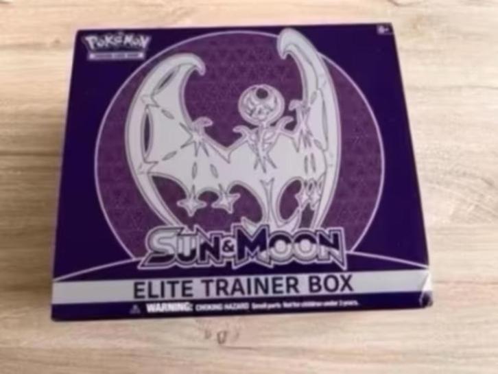 Sun & Moon Elite Trainer Box! 85 kaarten in Nieuwstaat!, Hobby en Vrije tijd, Verzamelkaartspellen | Pokémon, Zo goed als nieuw