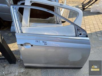 VW Taigo voordeur rechts beschikbaar voor biedingen