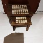 Bijzettafeltjes, Ophalen