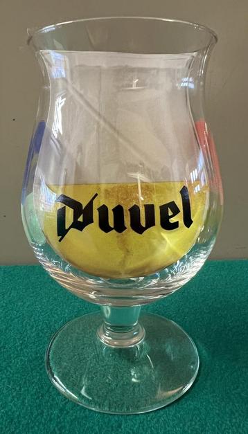 Duvel - glas - Biennale Lyon 2011 - Erick Beltran beschikbaar voor biedingen