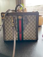 Handtas Gucci model Ophidia GG Tote Bag, Handtassen en Accessoires, Handtas, Gebruikt, Bruin, Ophalen