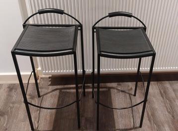2 barkrukken, 40 euro voor 2 stuks  beschikbaar voor biedingen