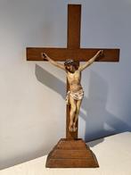Staand Kruis met Jezus (55 cm), Antiquités & Art, Antiquités | Objets religieux, Enlèvement
